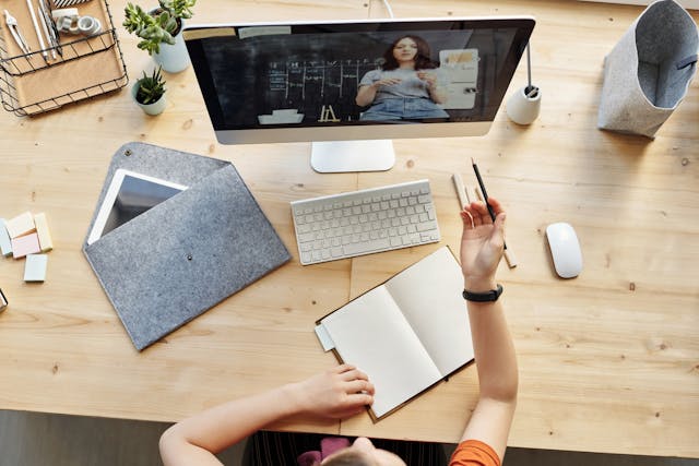 E-Learning